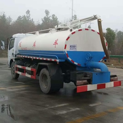 吸糞車與吸污車 城市環衛的無聲守護者