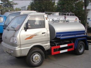 遼寧阜新吸糞車與山東強(qiáng)力環(huán)保設(shè)備廠 三輪吸污車的專業(yè)供應(yīng)商
